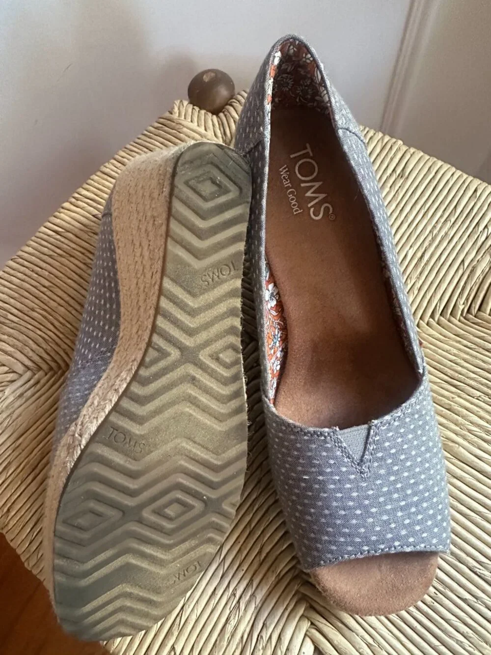 TOM'S Wedges